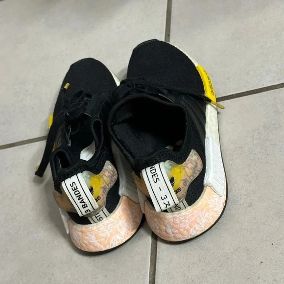 Adidas Black sneakers NMD R1 black size 4 - Picture 5 of 10